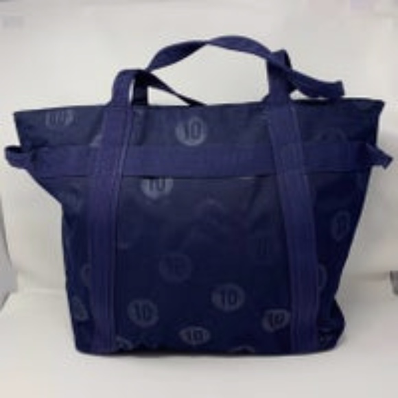 Alexander Zip Tote Small | Insulated Black | Herschel Supply Co Herschel Hot wheels Alexander zip tote